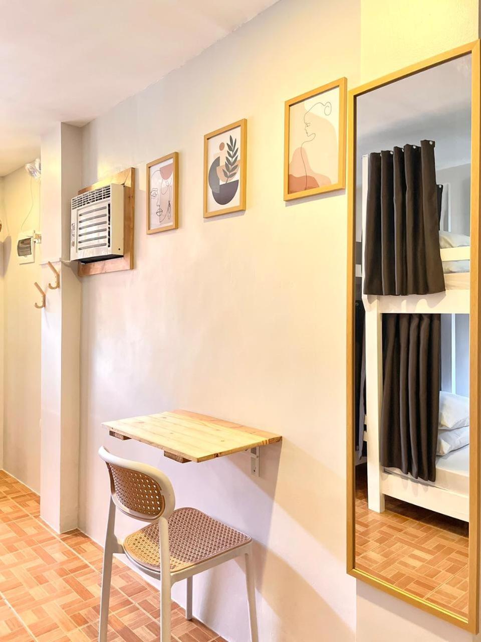 6-Bed Mixed Dormitory Room